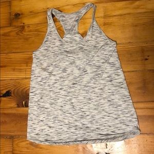 Lululemon workout top